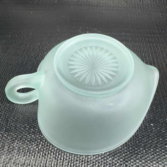 Vintage Indiana Glass Light Green Frosted Satin Finish Glass Dish Bowl W Handle - Picture 5 of 13